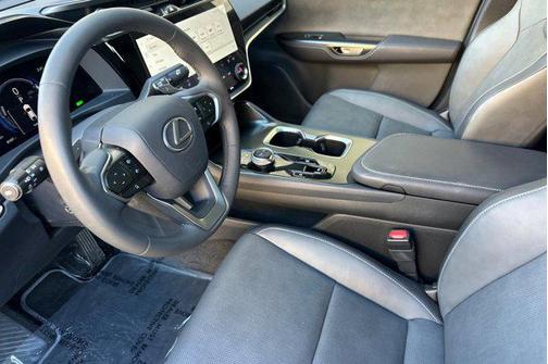 2023 Lexus RZ 450e Premium