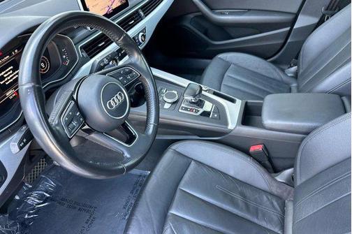 2017 Audi A4 Season of Audi ultra Premium