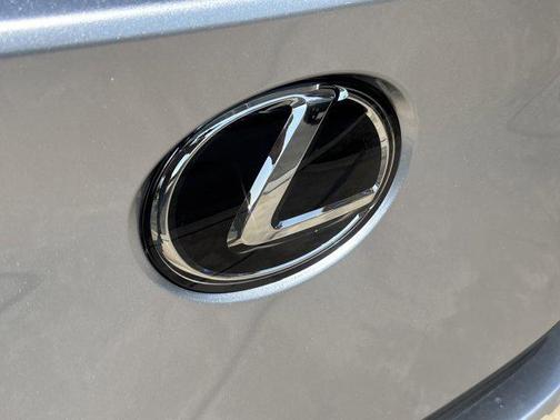 2025 Lexus RZ 450e RZ 450e