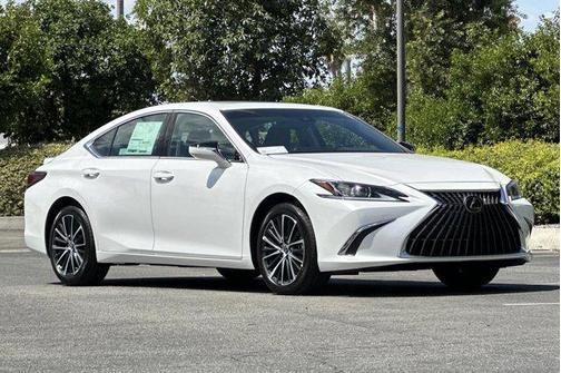2025 Lexus ES 300h Base