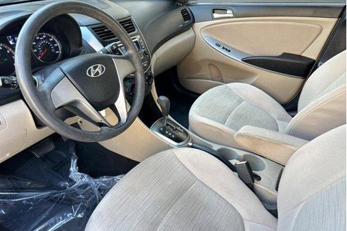 Misty Beige Metallic 2016 Hyundai Accent SE