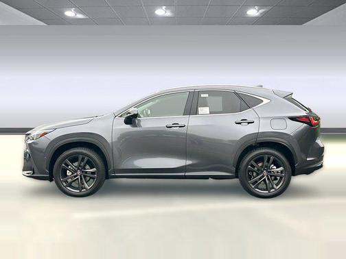 2026 Lexus NX 450h+ Luxury