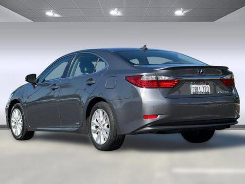 2013 Lexus ES 300h Base