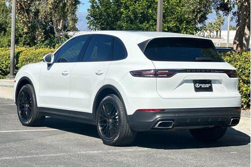 2022 Porsche Cayenne Platinum Edition
