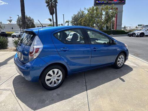 2013 Toyota Prius c Two