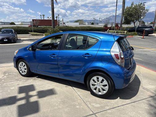 2013 Toyota Prius c Two