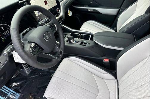 2026 Lexus TX 500h F SPORT Premium