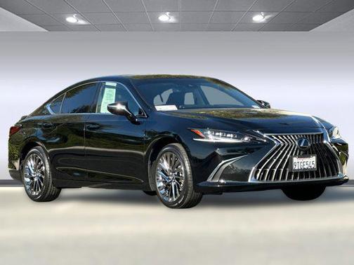 2024 Lexus ES 300h Luxury