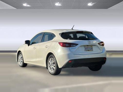 2016 Mazda Mazda3 i Touring