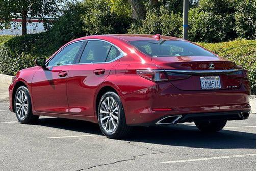2022 Lexus ES 350 Base