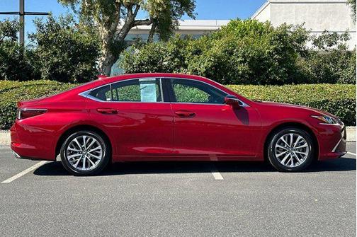 2022 Lexus ES 350 Base