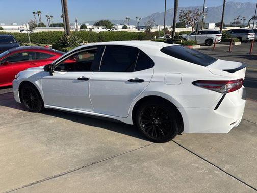 2019 Toyota Camry SE
