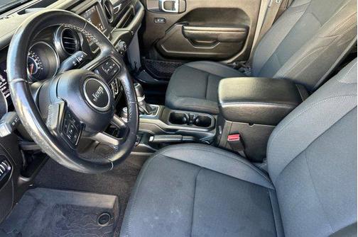 2022 Jeep Gladiator Altitude 4x4