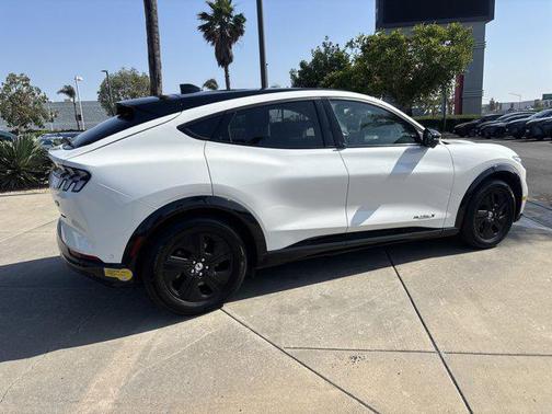 2021 Ford Mustang Mach-E California Route 1