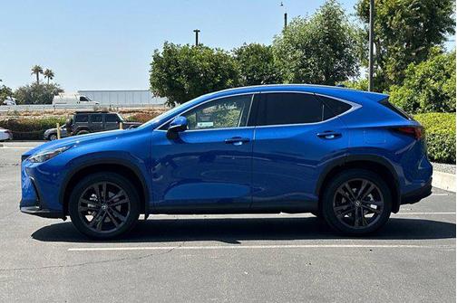 2025 Lexus NX 450h+ Luxury