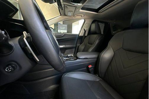 2025 Lexus NX 450h+ Luxury