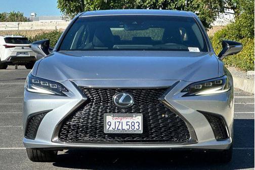 2024 Lexus ES 300h Base