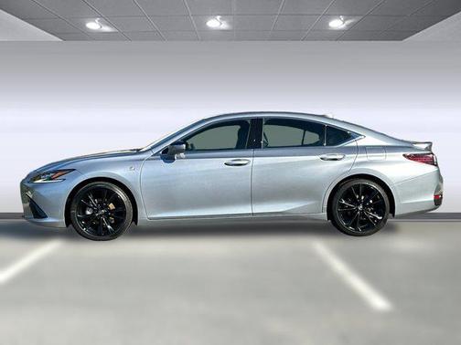 2024 Lexus ES 300h Base