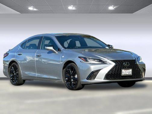 2024 Lexus ES 300h Base