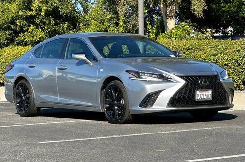 2024 Lexus ES 300h Base