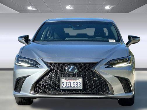 2024 Lexus ES 300h Base