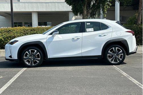 Ultra White 2026 Lexus UX 300h Base