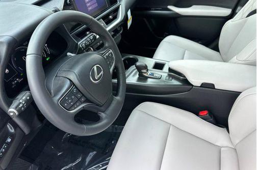 Ultra White 2026 Lexus UX 300h Base
