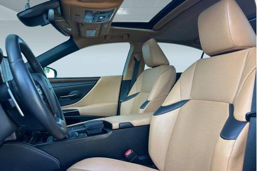 2022 Lexus ES 350 Base