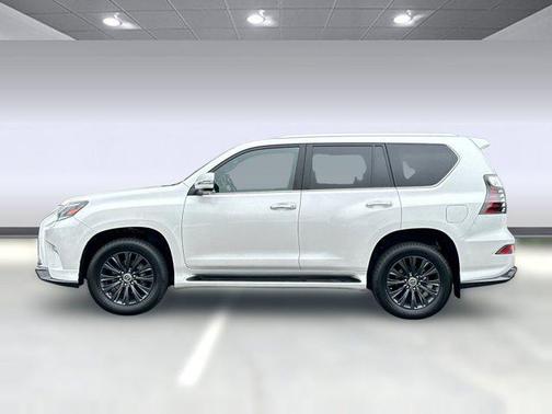 Eminent White Pearl 2023 Lexus GX 460 Luxury