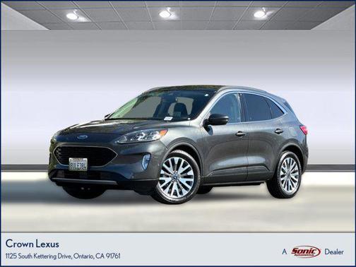 2020 Ford Escape Titanium