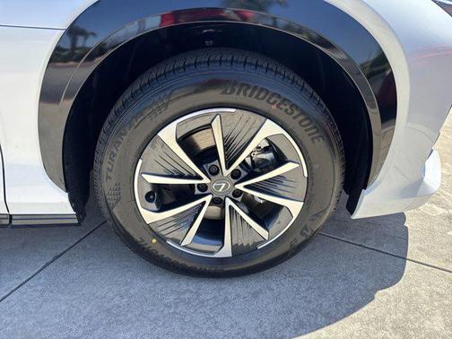 2025 Lexus RZ 450e RZ 450e