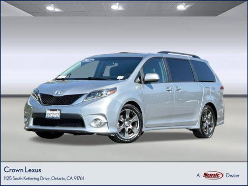 2017 Toyota Sienna SE Premium