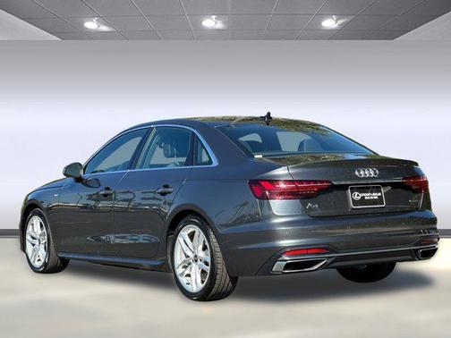 2023 Audi A4 45 S line Premium Plus