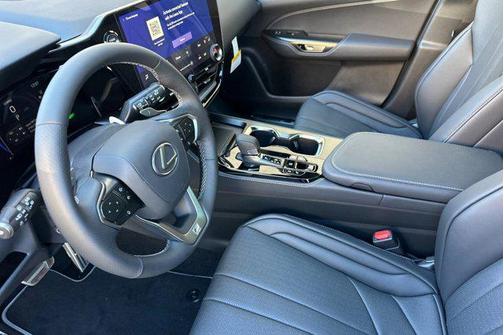 2026 Lexus NX 450h+ F SPORT Handling