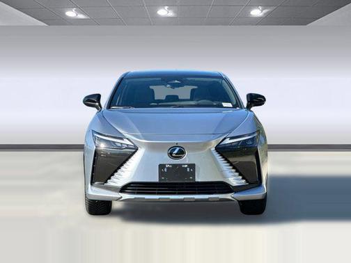 2023 Lexus RZ 450e Luxury