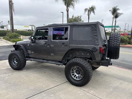 2017 Jeep Wrangler Unlimited Sport