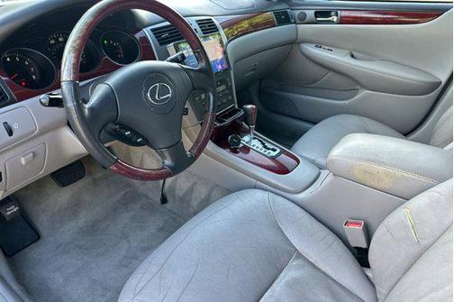 2002 Lexus ES 300 Base