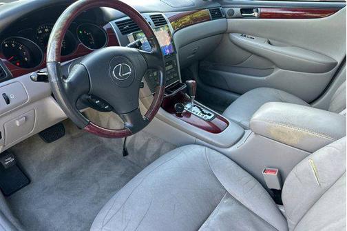 2002 Lexus ES 300 Base