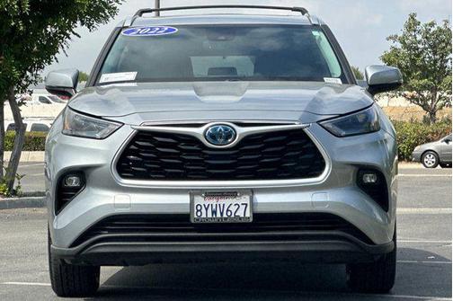 2022 Toyota Highlander Hybrid XLE