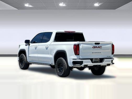 Summit White 2023 GMC Sierra 1500 AT4