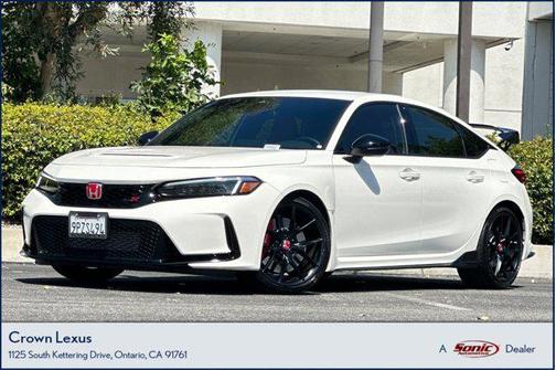 Championship White 2025 Honda Civic Type R Manual