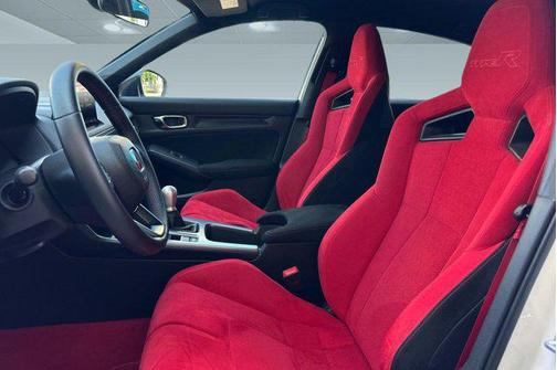 Championship White 2025 Honda Civic Type R Manual