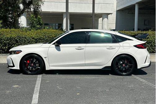 Championship White 2025 Honda Civic Type R Manual