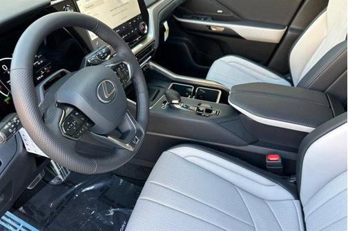 2026 Lexus TX 500h F SPORT Premium