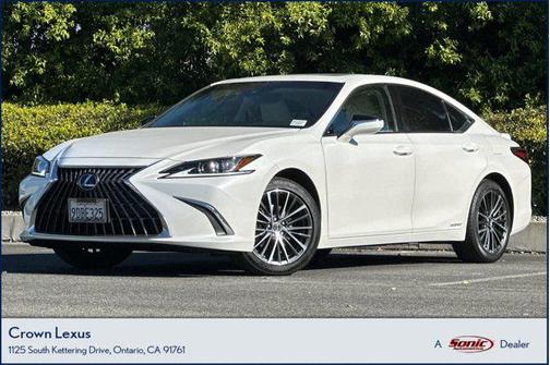 2022 Lexus ES 300h Base