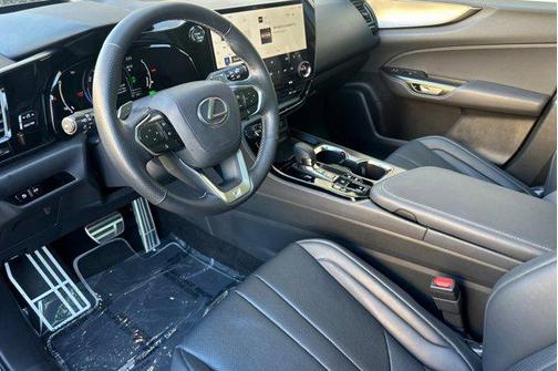 2025 Lexus NX 450h+ F SPORT Handling