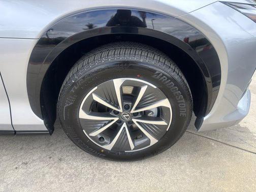 2025 Lexus RZ 450e RZ 450e