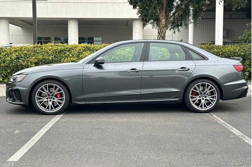 2023 Audi S4 Premium Plus TFSI quattro Tiptronic