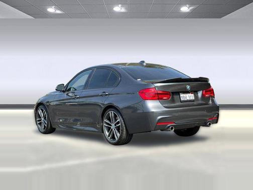 Mineral Gray Metallic 2018 BMW 340 340i
