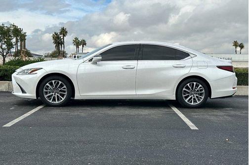 2025 Lexus ES 350 Base